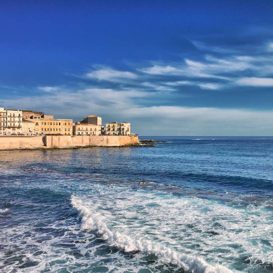 Siracusa Walks with the archeological park