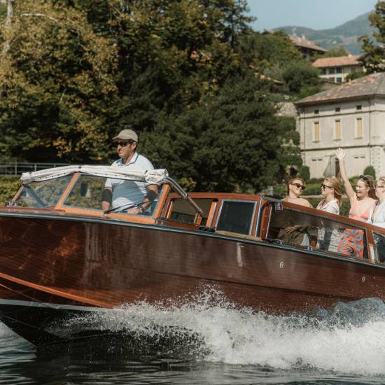 Cruise to discover Lake Como with a Stop in Bellagio