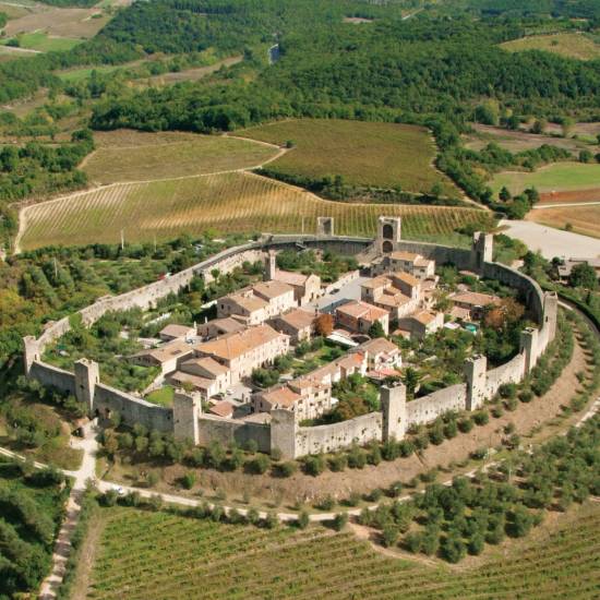 Hike to Monteriggioni with Wine Tasting