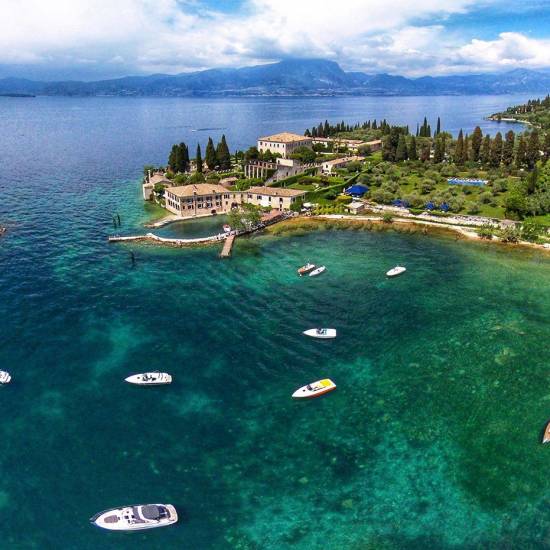 Discover Lake Garda by Boat with a Stop in Sirmione