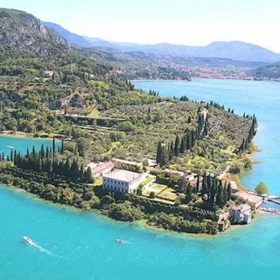 Boat Cruise to Discover Lake Garda and Sirmione
