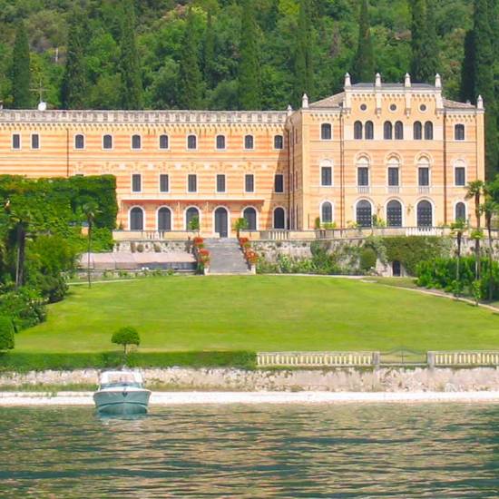 Boat Cruise on Lake Garda to Punta San Vigilio & Villa Canossa