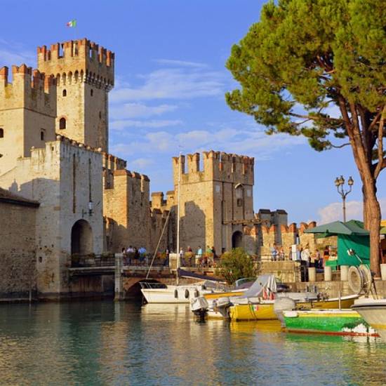 Boat Cruise to Sirmione and Lake Garda's Romantic Coast