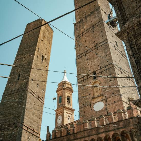 Best of Bologna Walking Tour with Tower Sky View
