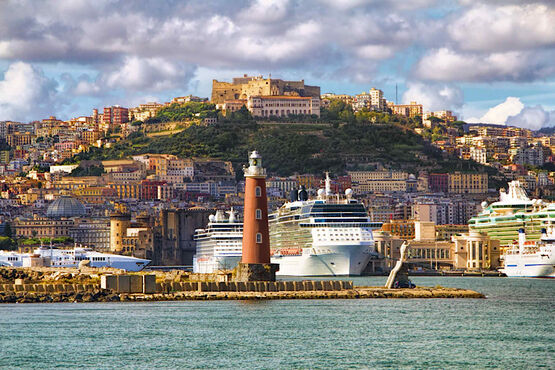 The Heart of Naples: Old Town Walk with Archeological Museum and San Severo Chapel Tour, Lunch and Tasting