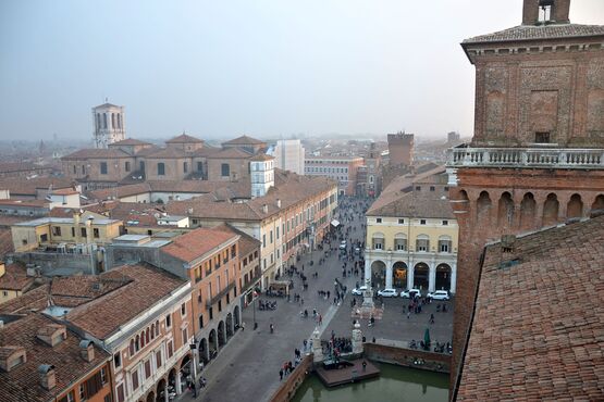 Ferrara, a perfect stop between Venice & Florence