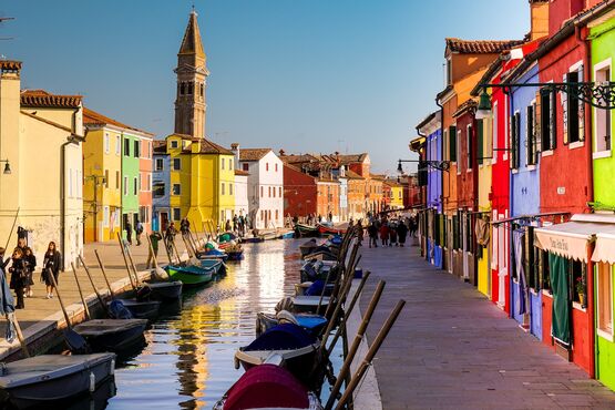 Venice Walks and Excursion to Murano & Burano by private boat