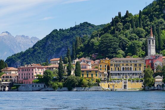 Guided Tour of Como with Private Cruise to Bellagio