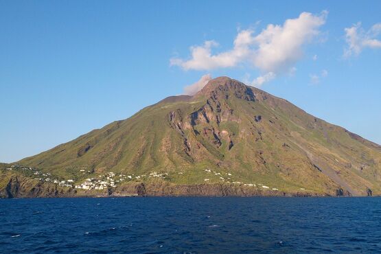 Aeolian Islands: the most beautiful walks