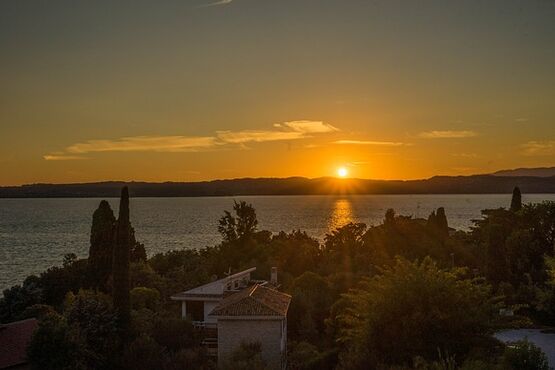 Sirmione At Sunset: Boat Cruise on Lake Garda