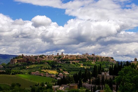 Orvieto Walks- Etruscan city