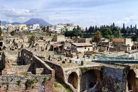 Buried in Time: Pompeii & Herculaneum Guided Tour