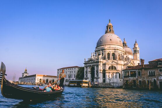 An Introduction To Venice with Gondola Ride