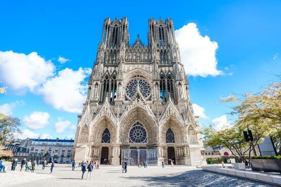 Reims, Épernay and the Vineyards:  Tour in the Heart of Champagne