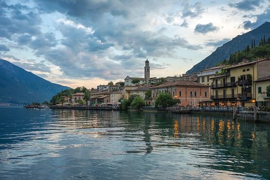 Boat Cruise to Lake Garda's Gems: Garda Island & Rocca di Manerba