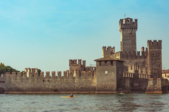 Discover Lake Garda & Sirmione on a Boat Tour