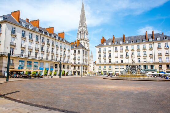 Nantes in Three Acts: Art, History & Panoramas