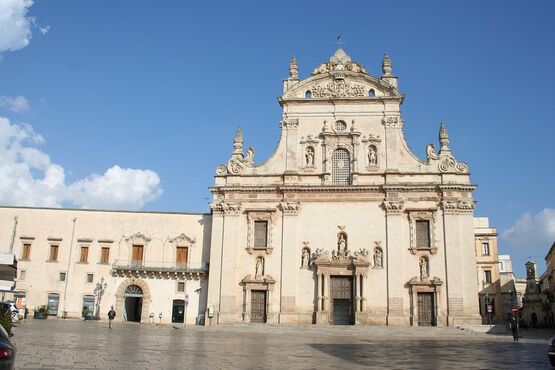 Lecce to Galatina, Otranto and Cutrofiano Day Tour: A Symphony of History and Gastronomy