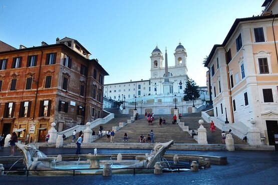 The Heart of Rome Walks