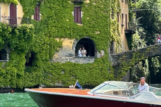 Classic Boat Tour of Como Lake with Lunch or Dinner Stop