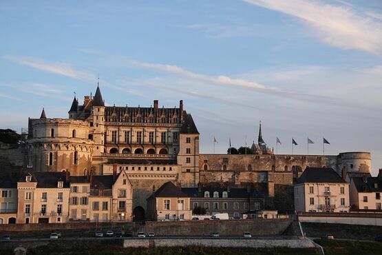 Amboise Walks: 3-hour Guided Tour of the Old Town