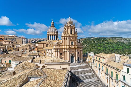 Ragusa Easy Walk: 2-hour Guided Visit of the Old Town